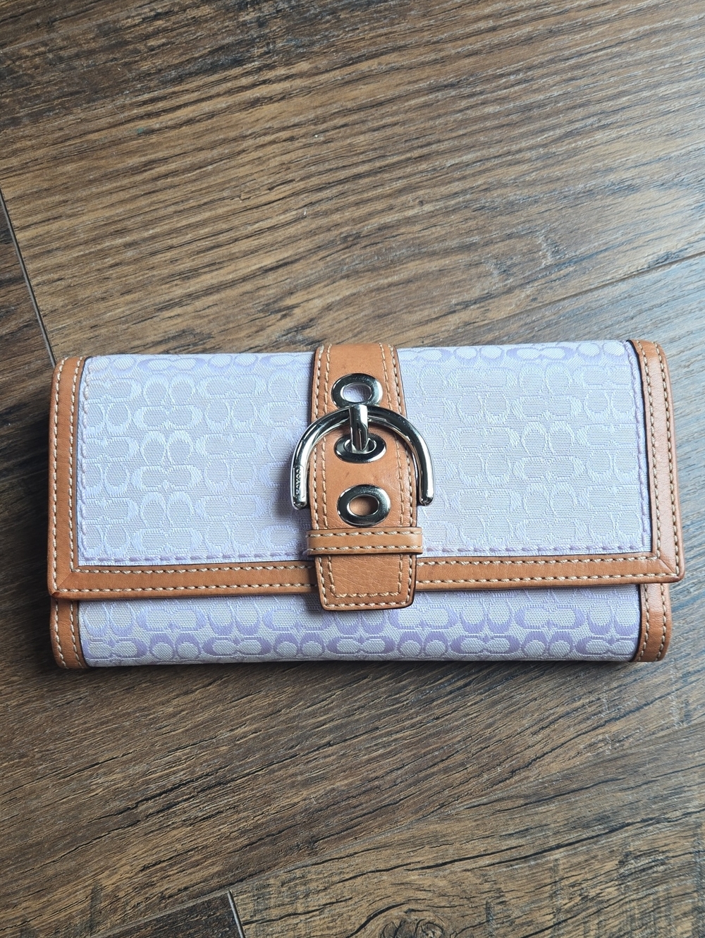 Vintage Coach Soho Signature Buckle Wallet